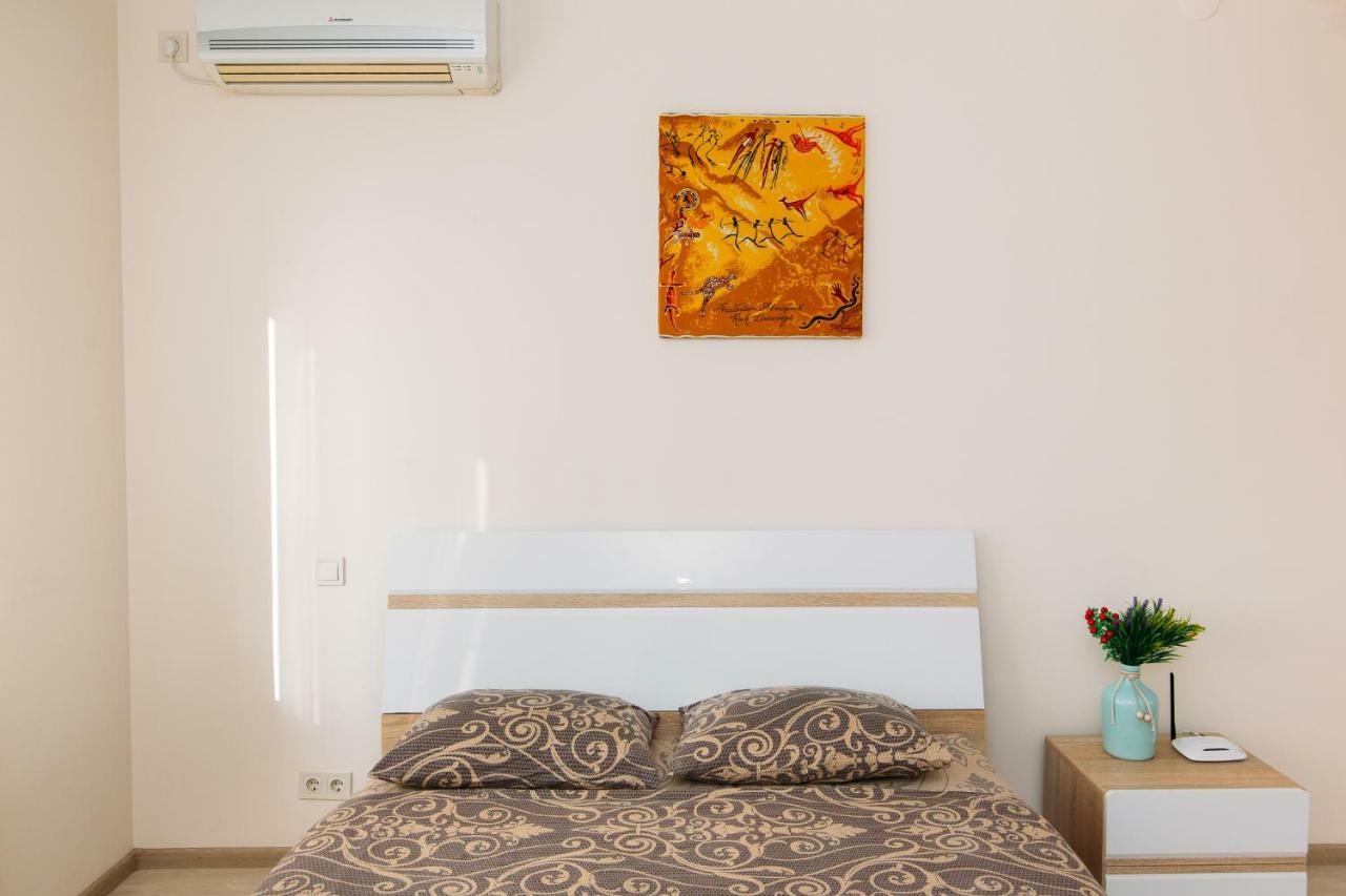 Luxury Studio Apart-Hotel In Centre 2 Room Sumy Εξωτερικό φωτογραφία