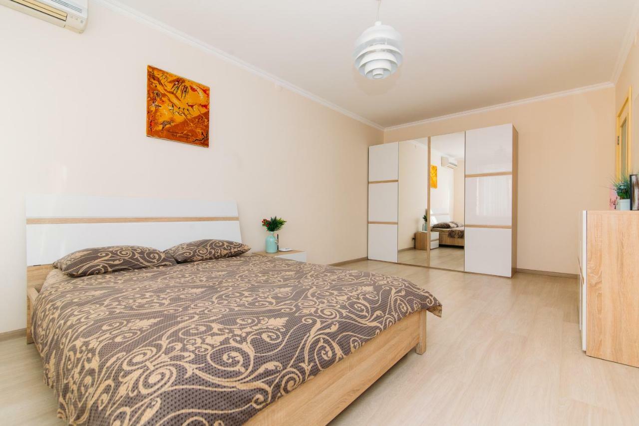 Luxury Studio Apart-Hotel In Centre 2 Room Sumy Εξωτερικό φωτογραφία