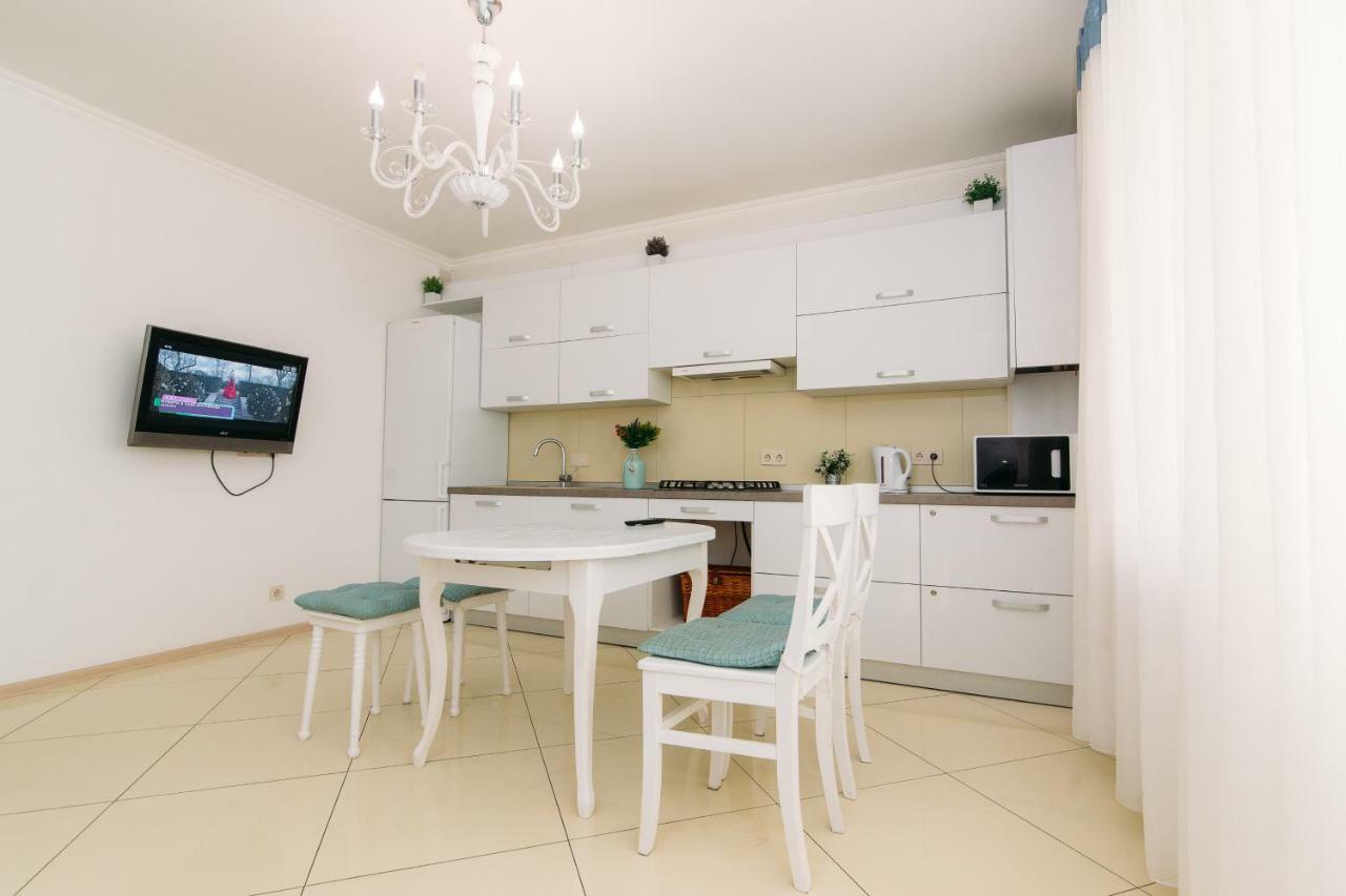 Luxury Studio Apart-Hotel In Centre 2 Room Sumy Εξωτερικό φωτογραφία