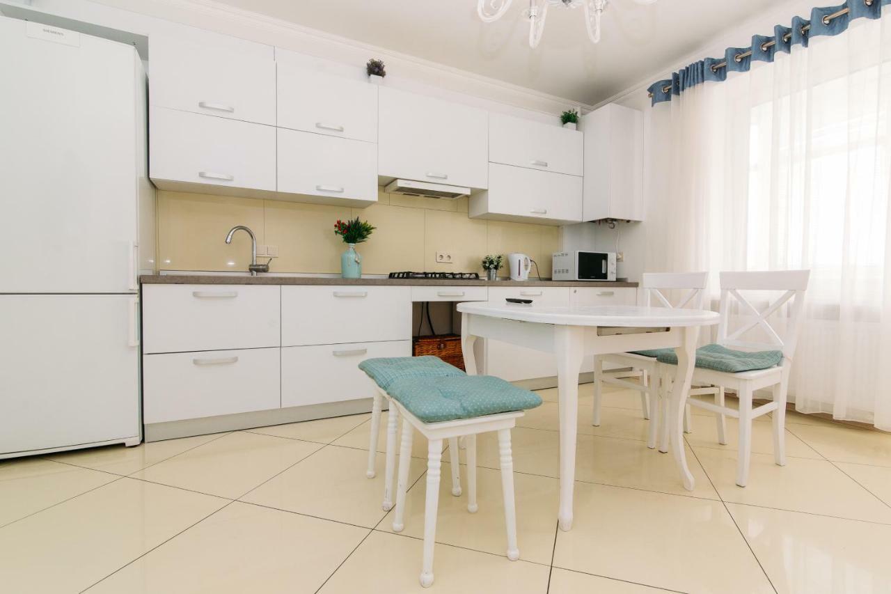 Luxury Studio Apart-Hotel In Centre 2 Room Sumy Εξωτερικό φωτογραφία