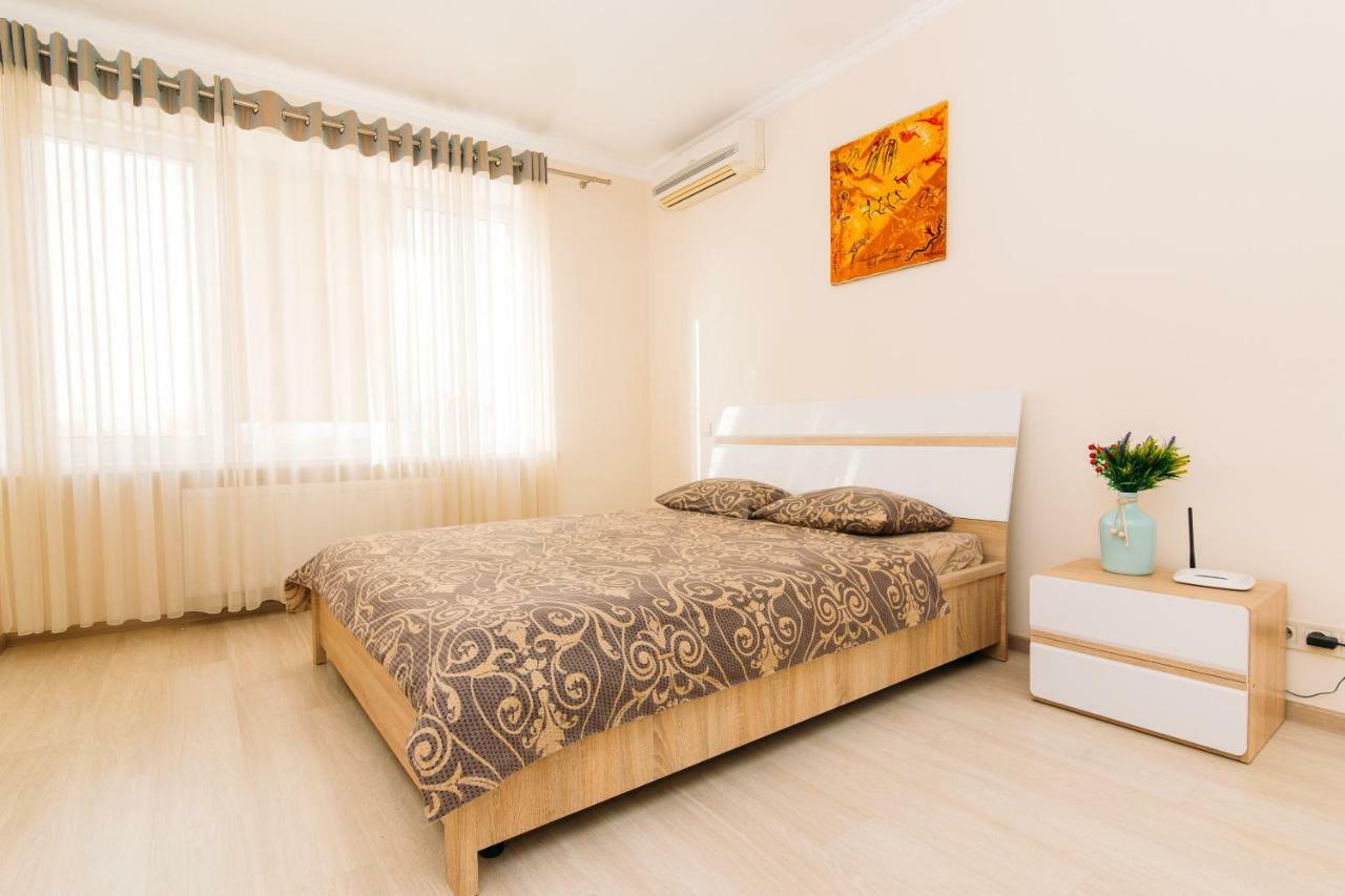 Luxury Studio Apart-Hotel In Centre 2 Room Sumy Εξωτερικό φωτογραφία