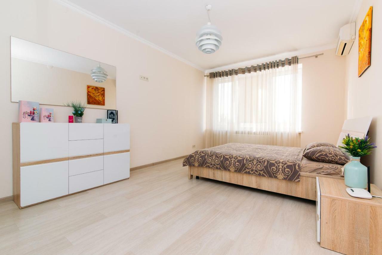 Luxury Studio Apart-Hotel In Centre 2 Room Sumy Εξωτερικό φωτογραφία