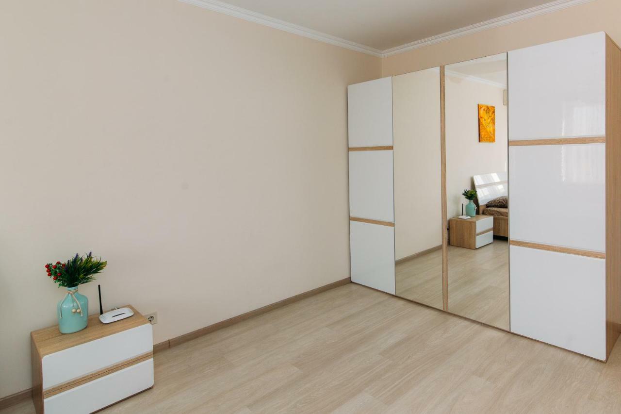 Luxury Studio Apart-Hotel In Centre 2 Room Sumy Εξωτερικό φωτογραφία